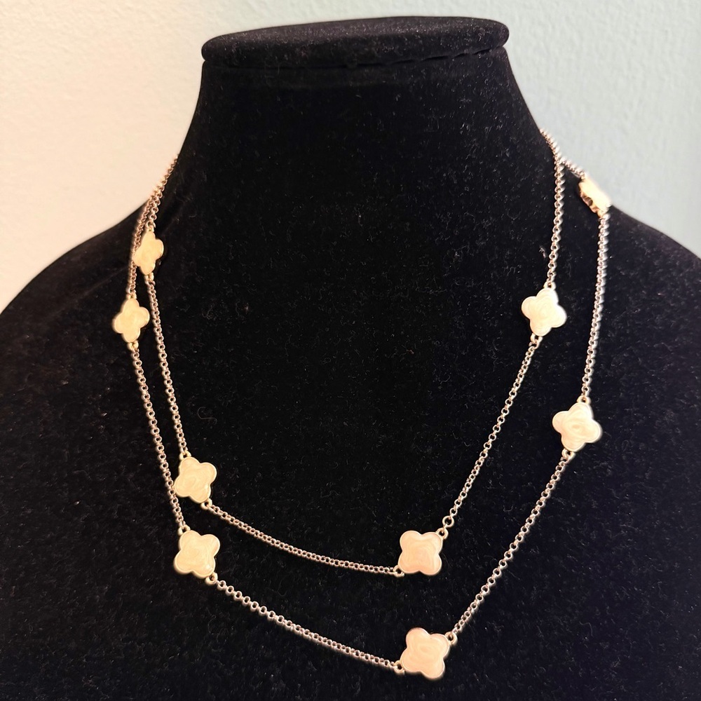 Towne and Reese GoldTone Clover Necklace - Picture 3 of 6
